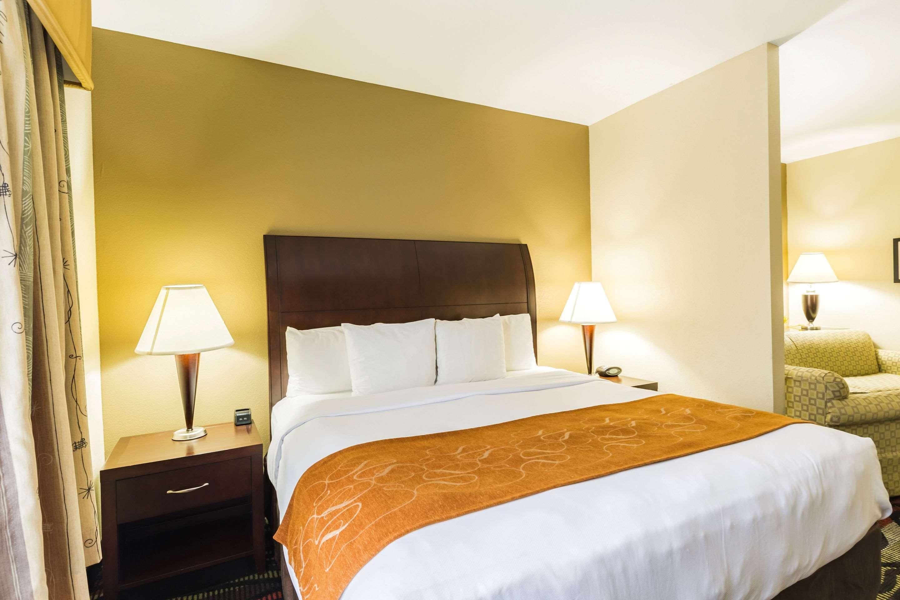Comfort Suites Beaumont I-10 Экстерьер фото