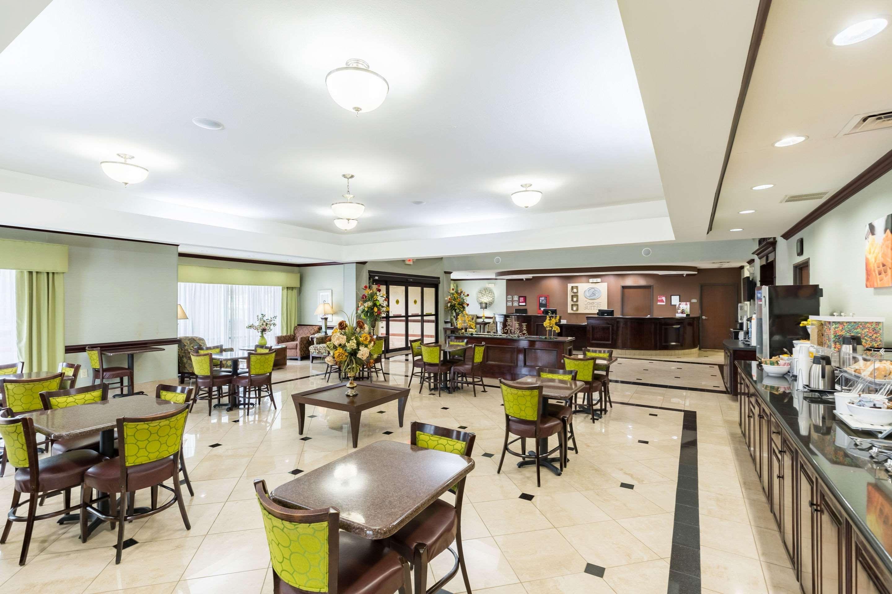 Comfort Suites Beaumont I-10 Экстерьер фото