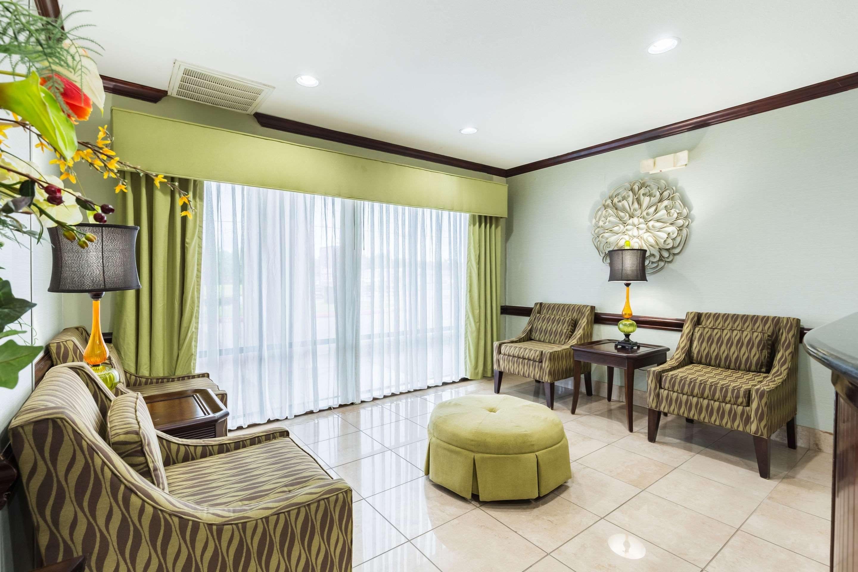 Comfort Suites Beaumont I-10 Экстерьер фото